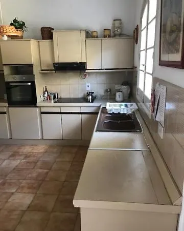 بيت ضيافة Maltese مسيدا